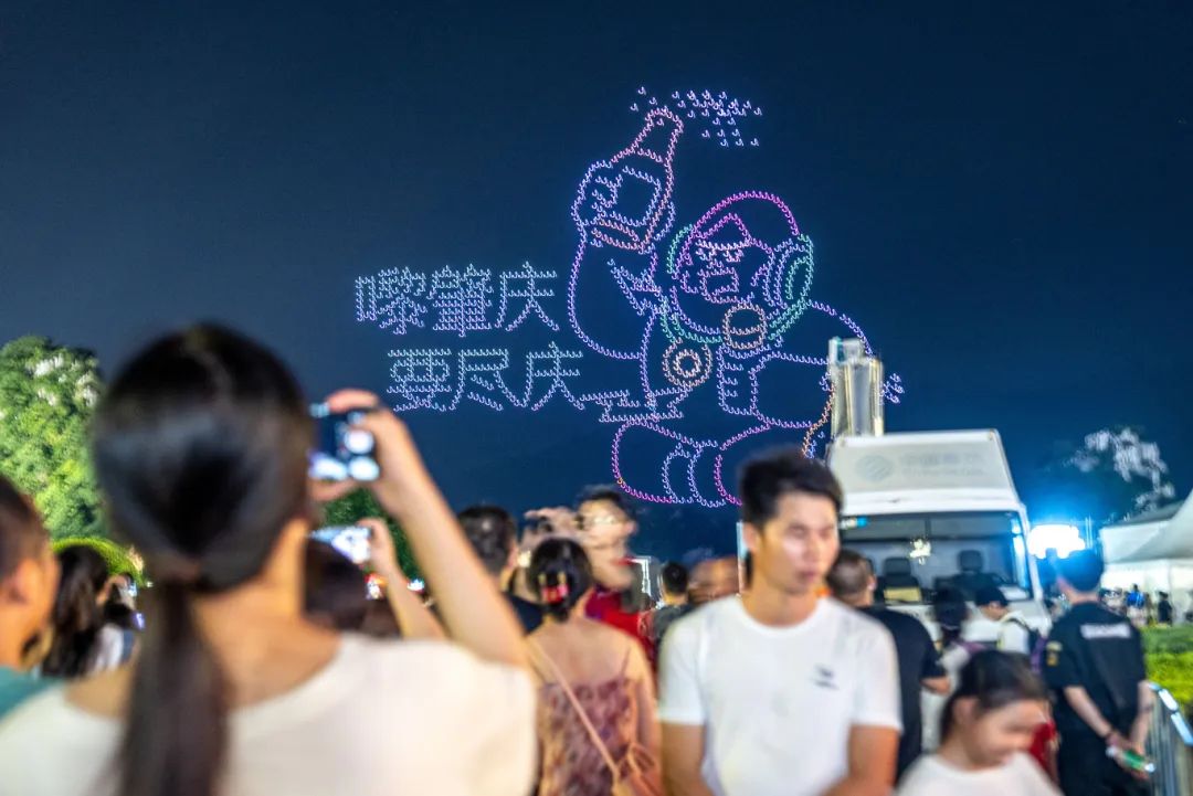 連續(xù)兩晚！肇慶無人機燈光秀又雙叒來了~