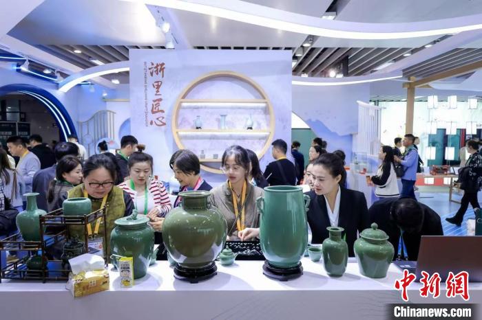 2024低空經(jīng)濟網(wǎng)| 探新機尋合作 浙江組建“買手團”再赴進