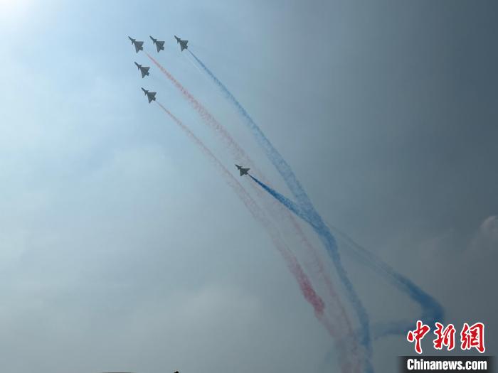 2024低空經(jīng)濟網(wǎng)| 低空第十五屆中國航展在珠海開幕 多型“