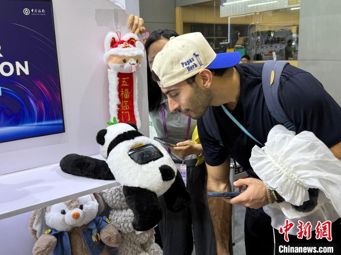 廣交會觀察：中國玩具業(yè)創(chuàng)新產(chǎn)品“玩”出新天地