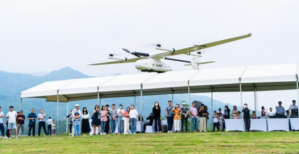 2024中國(guó)（成都）國(guó)際低空經(jīng)濟(jì)合作伙伴大會(huì)無(wú)人機(jī)對(duì)接會(huì)在成