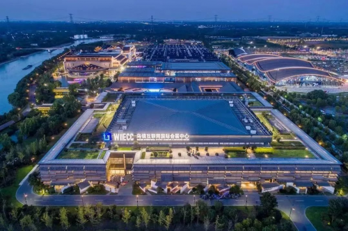 2024低空經(jīng)濟(jì)網(wǎng)：“烏鎮(zhèn)時(shí)間”，金旅“馳?！痹俪伞盎ヂ?lián)網(wǎng)之