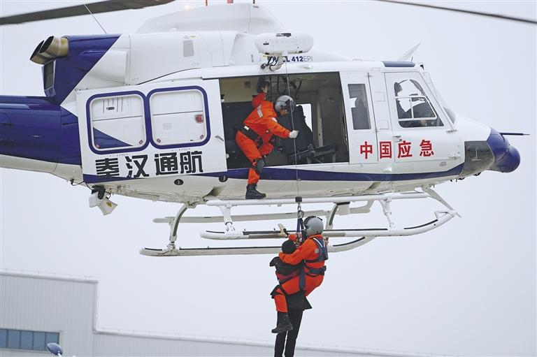 低空： 陜西低空經(jīng)濟(jì)乘風(fēng)“翱翔”