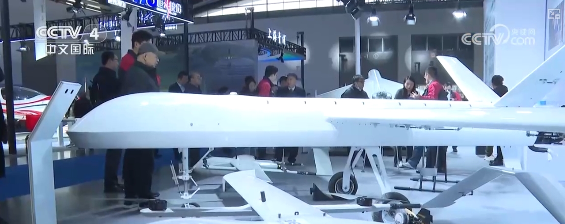 2025低空經(jīng)濟： 破萬億元！政策加碼助力低空經(jīng)濟產(chǎn)業(yè)“高飛”