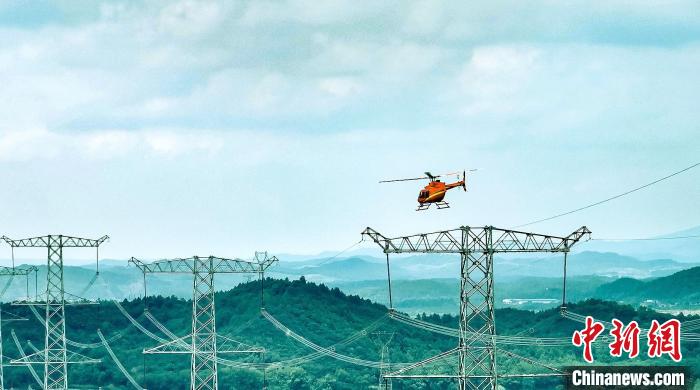 2025： 飛行器搖身變成“千里眼” 電力高空作業(yè)智能化