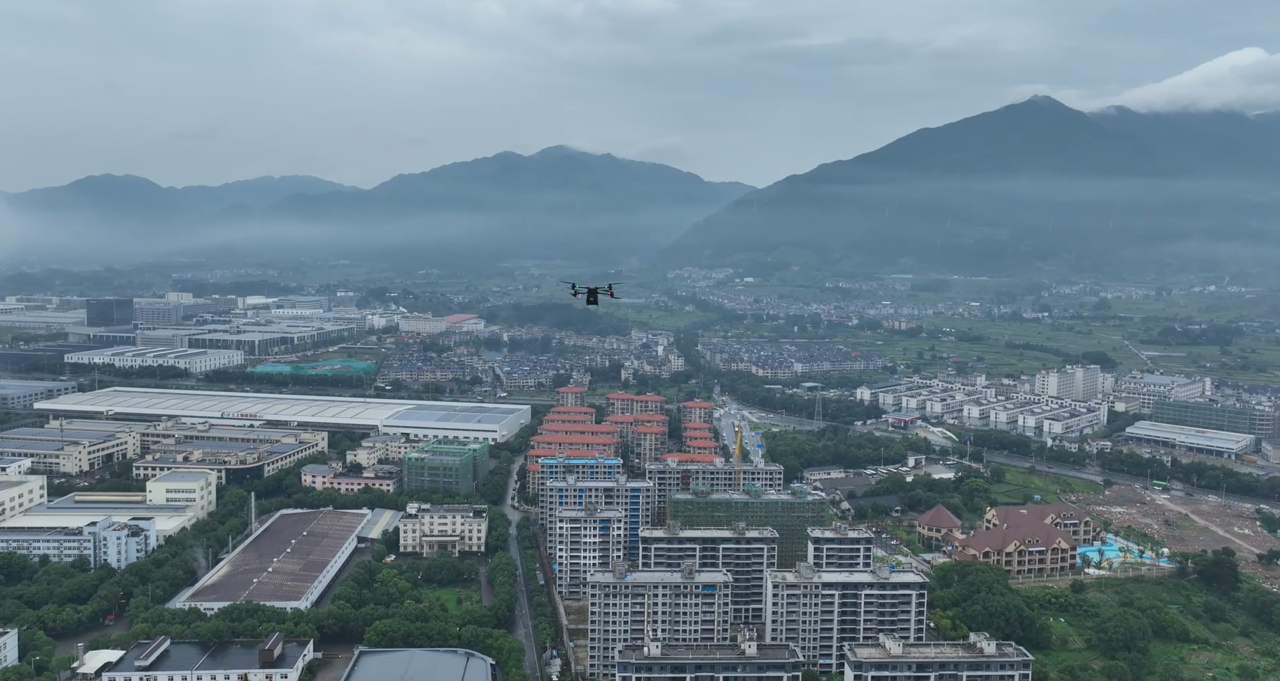 2025低空經(jīng)濟(jì)報(bào)： 浙江松陽(yáng)：錨定智慧交通“新賽道” 低空經(jīng)濟(jì)加速起飛
